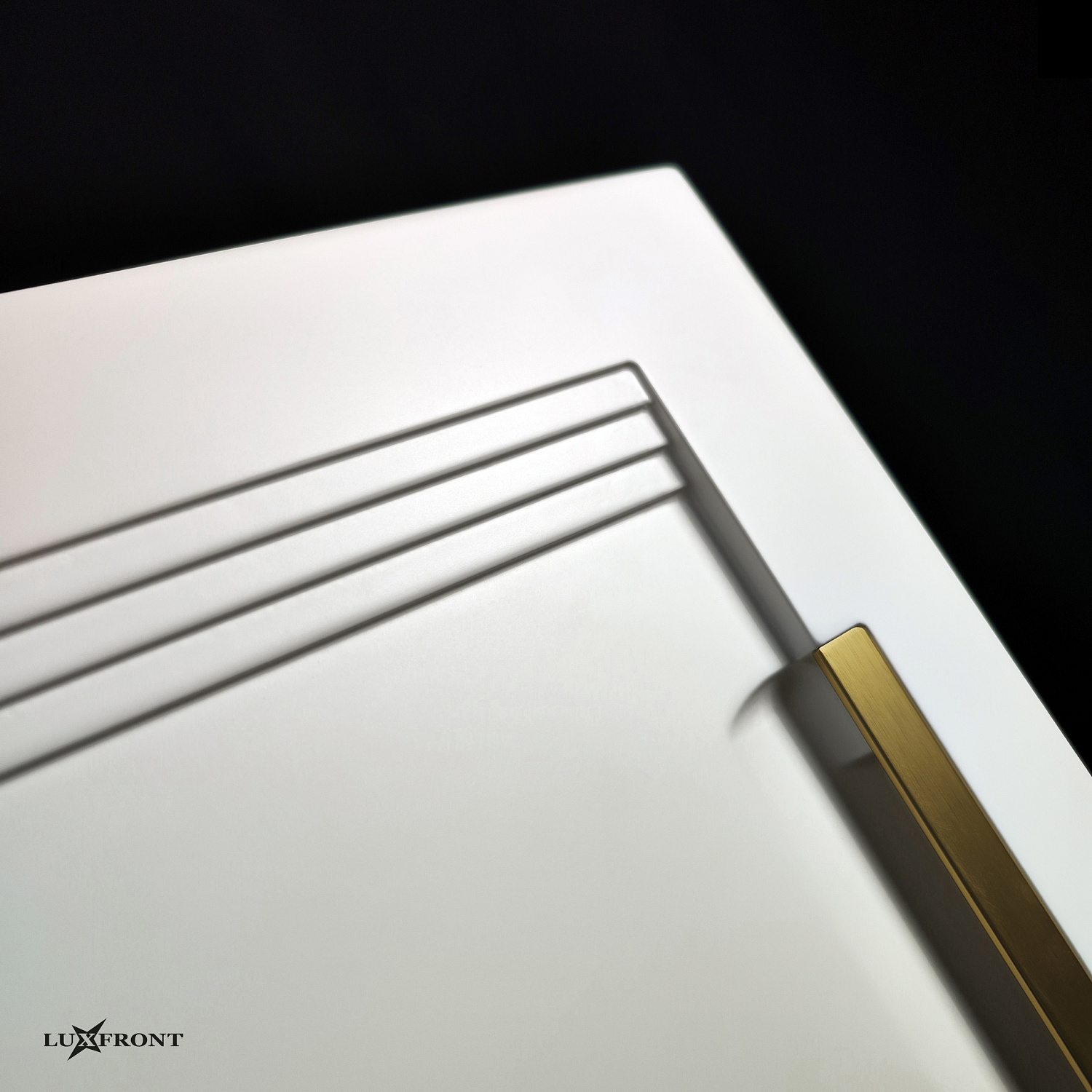 Интегрированные металлические ручки