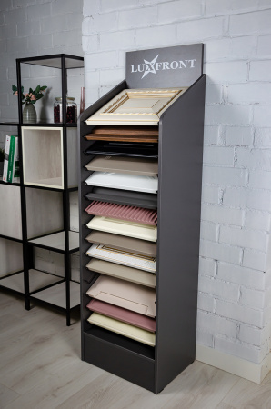 Экспозитор