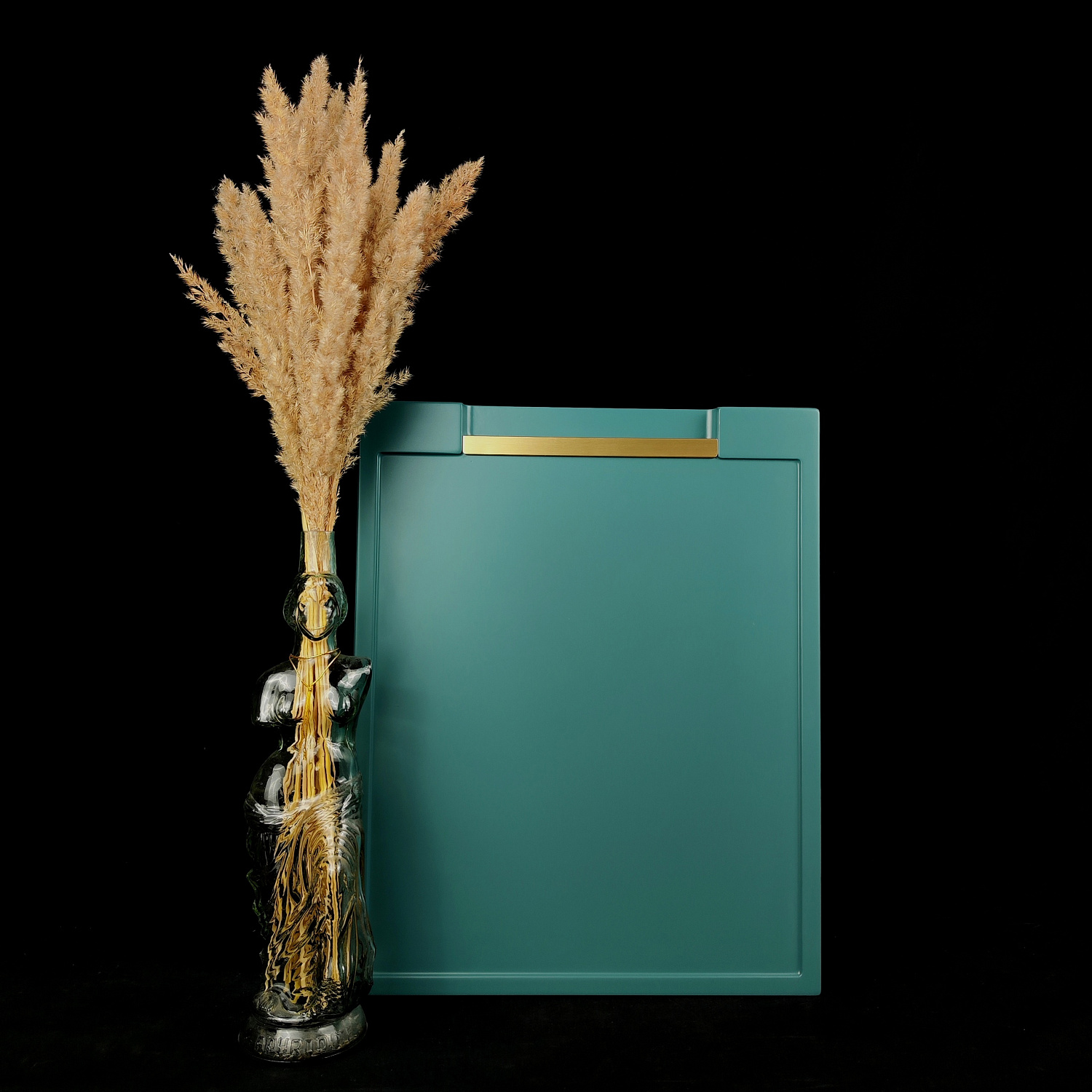 Интегрированные металлические ручки