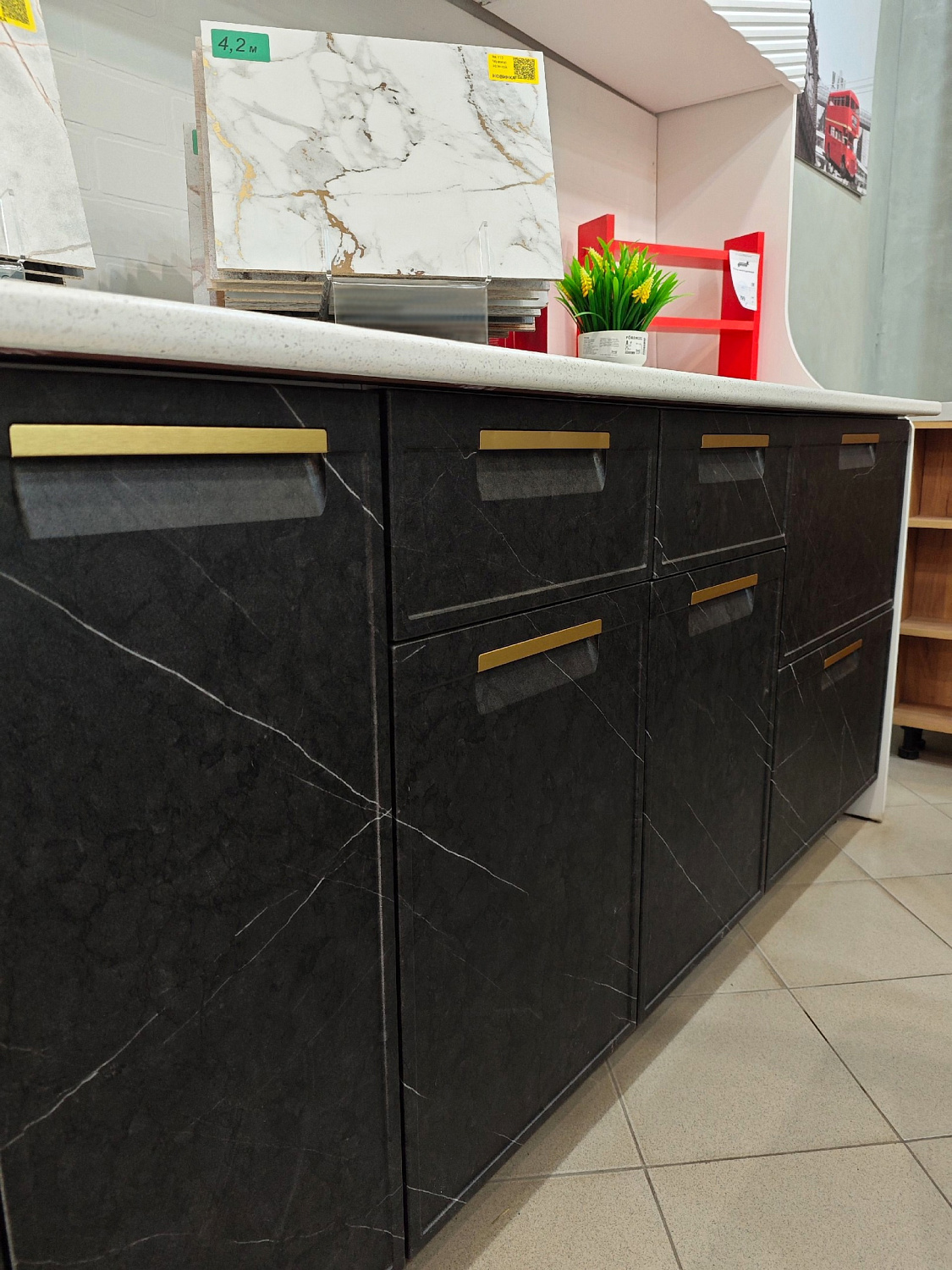 Интегрированные металлические ручки